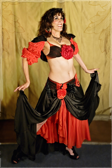 Sacramento Belly Dancer Daleela